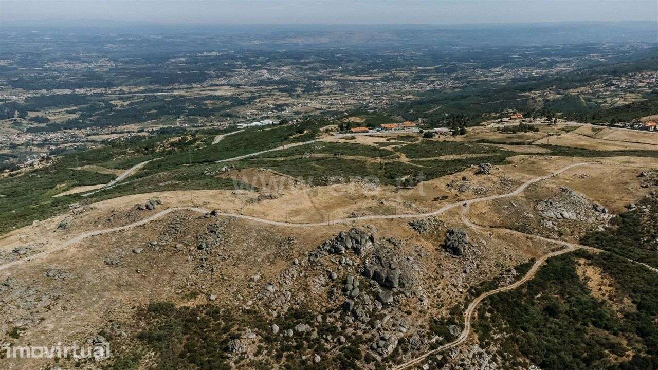 Terreno / Seia, Seia, São Romão e Lapa dos Dinheiros - Grande imagem: 2/17