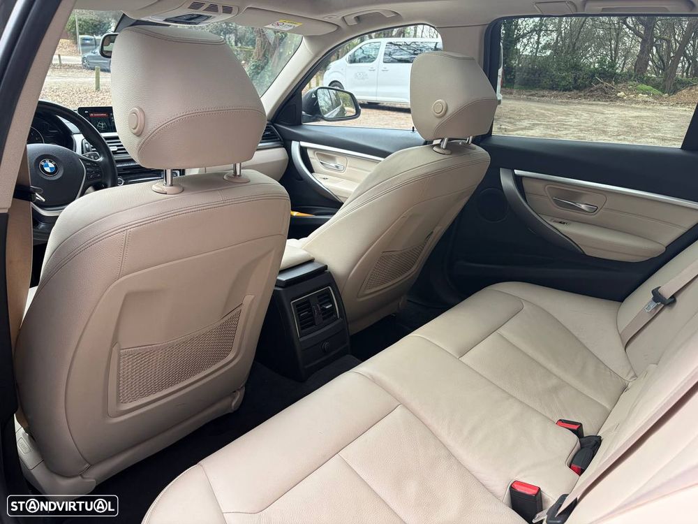 BMW 330 i xDrive Aut. Sport Line - 17