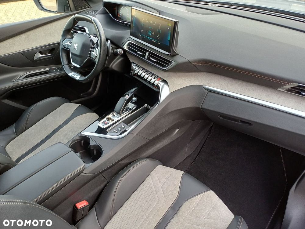 Peugeot 3008 1.6 PureTech HYbrid GT Line S&S EAT8 - 13