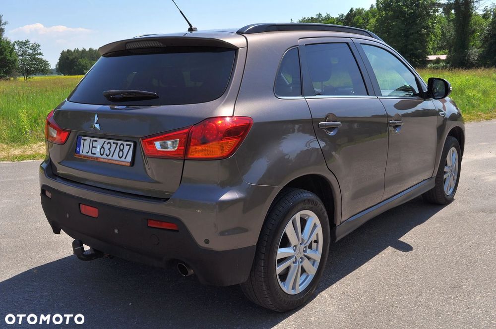 Mitsubishi ASX - 8