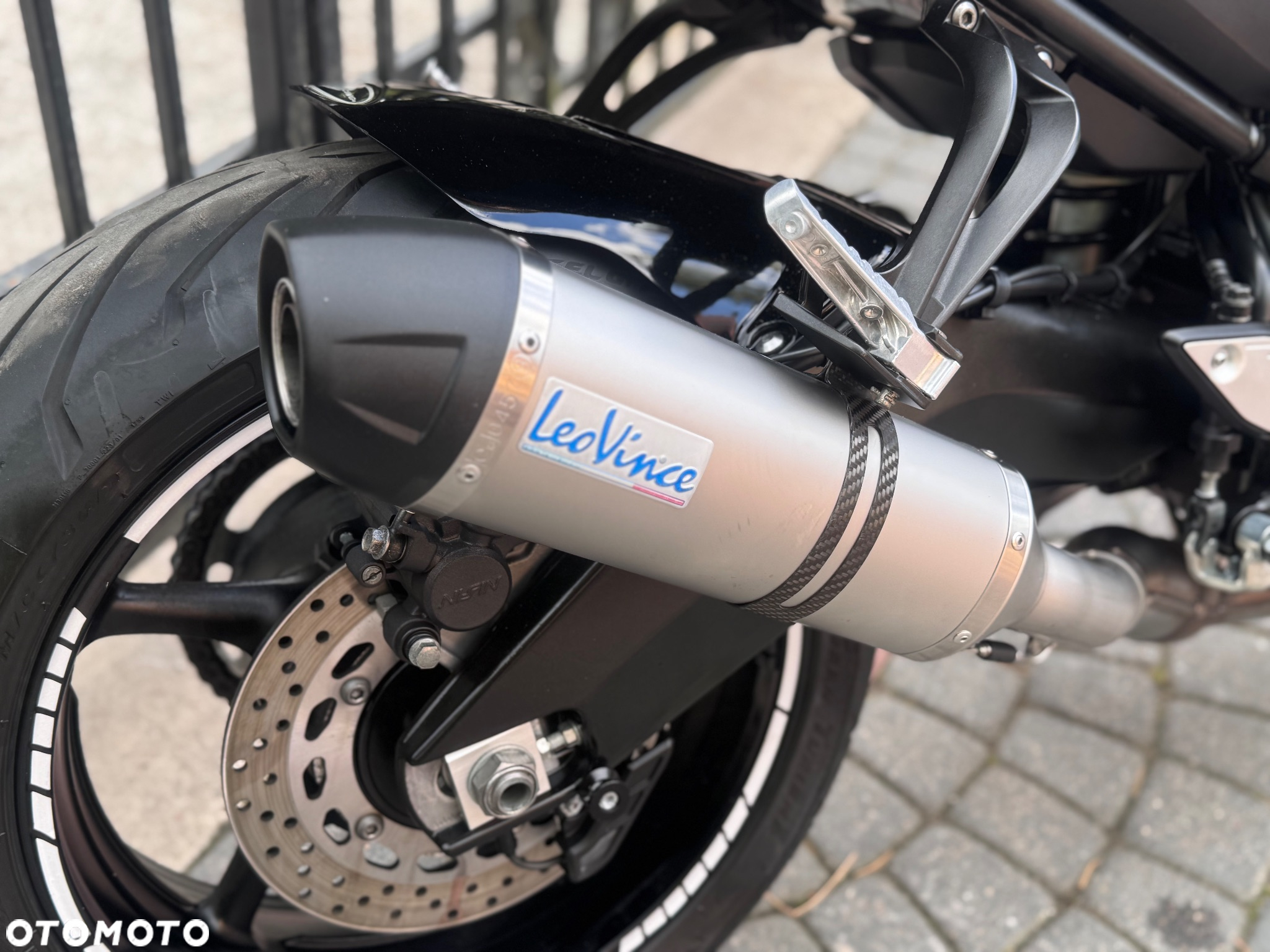 Yamaha FZ8 - 24