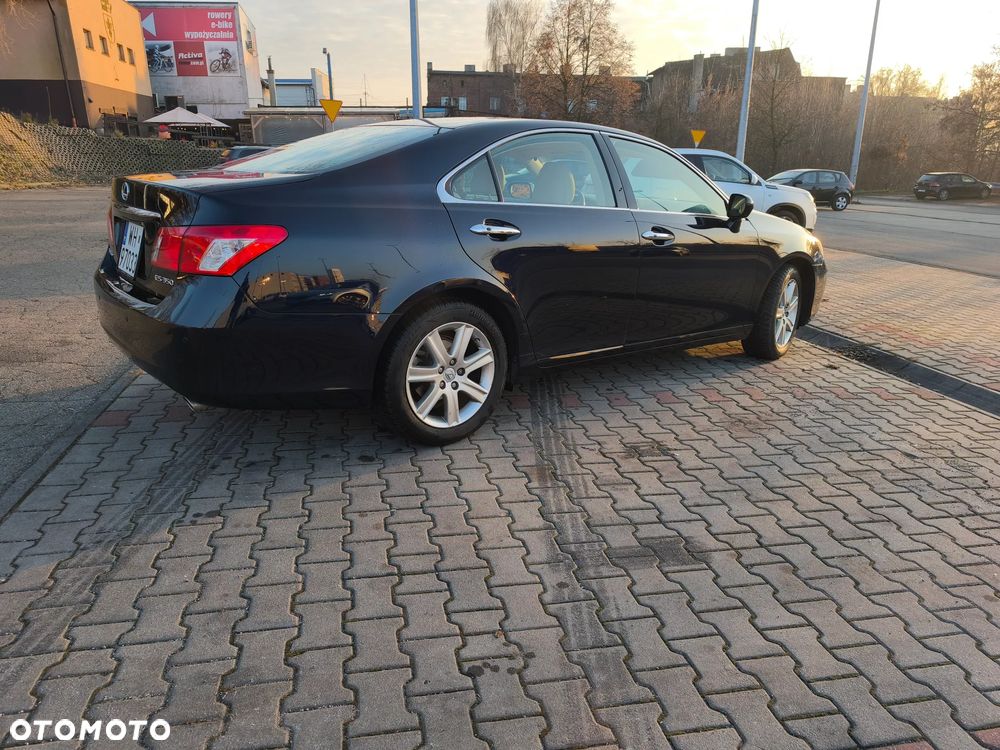 Lexus ES Standard - 3