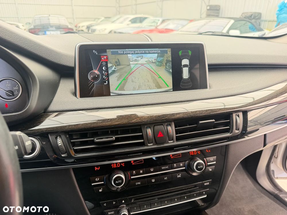 BMW X5 xDrive35i Sport-Aut - 11