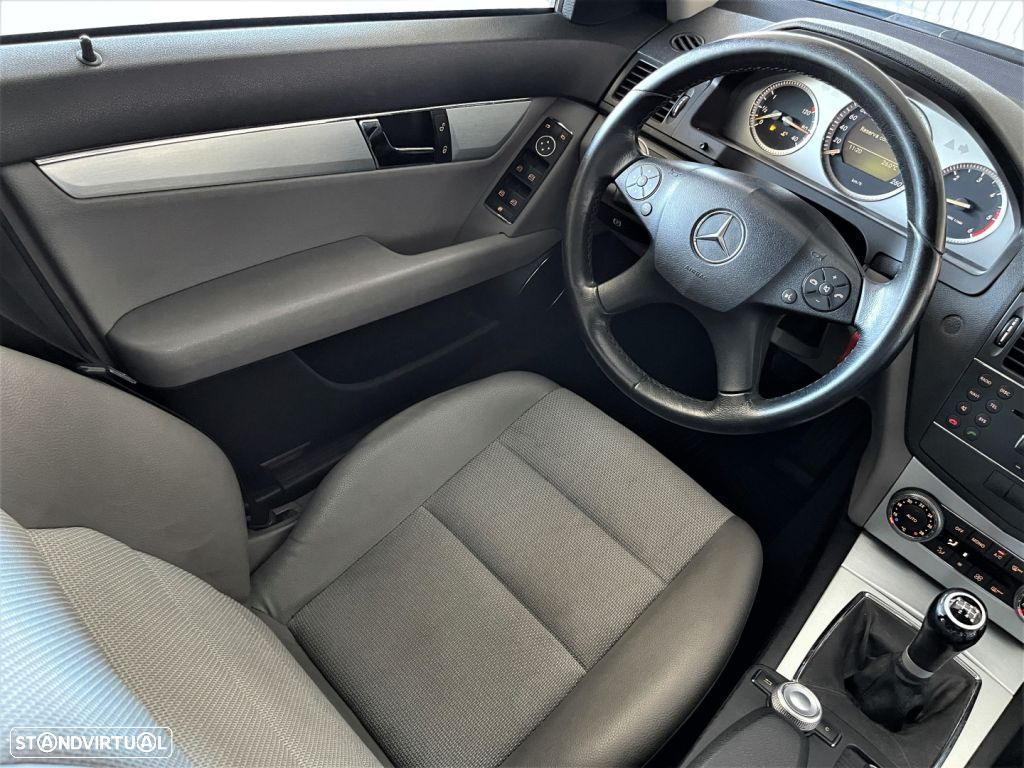 Mercedes-Benz C 220 CDi Avantgarde - 38