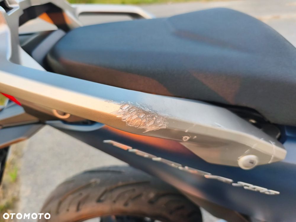 Honda NSS - 19