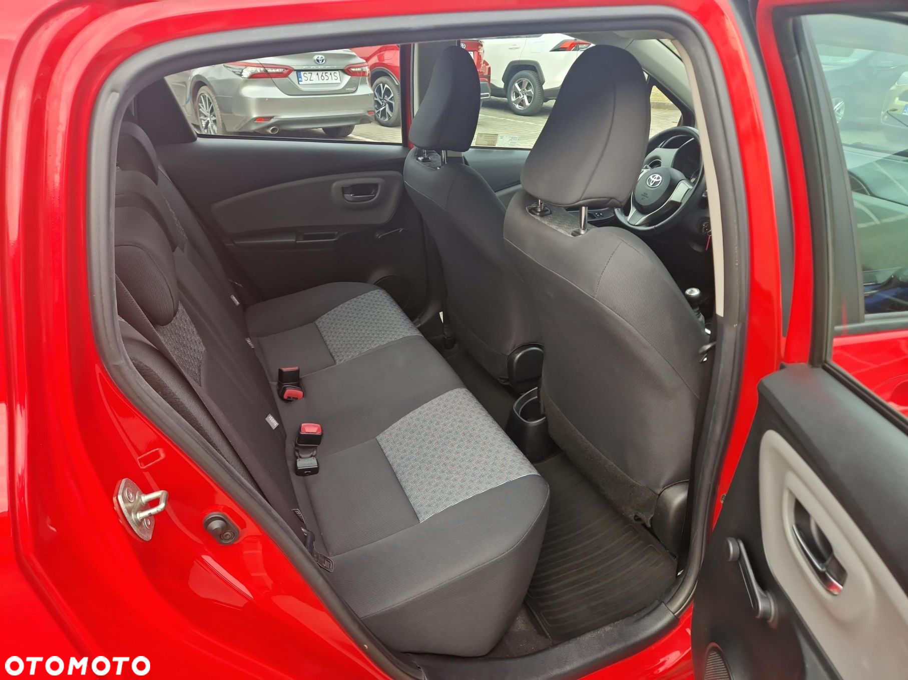 Toyota Yaris 1.0 Active EU6 - 16