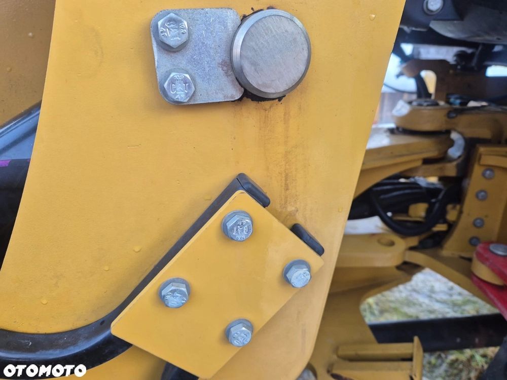 Caterpillar 908M CAT 906 JAK NOWA 1200h rok 2022 - 10