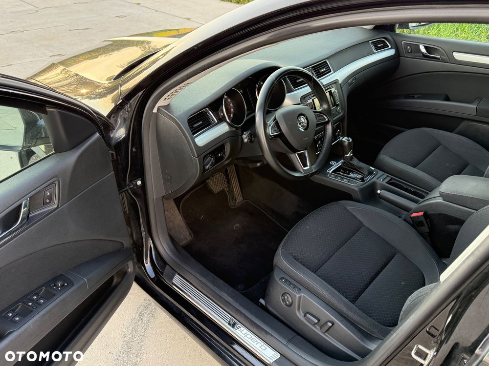 Skoda Superb 2.0 TDI Green tec DSG Elegance - 18