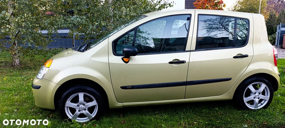 Renault Modus - 2