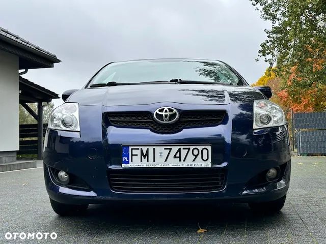 Toyota Auris 1.4 VVT-i Luna - 2