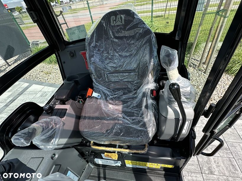 Caterpillar 301.8 FABRYCZNIE NOWA * GWARANCJA PRODUCENTA 4 LATA * KLIMATYZACJA * - 29