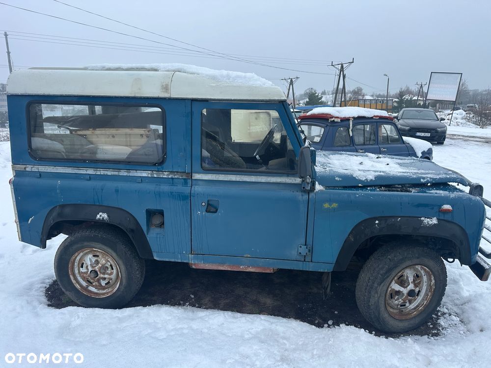 Land Rover Defender - 19