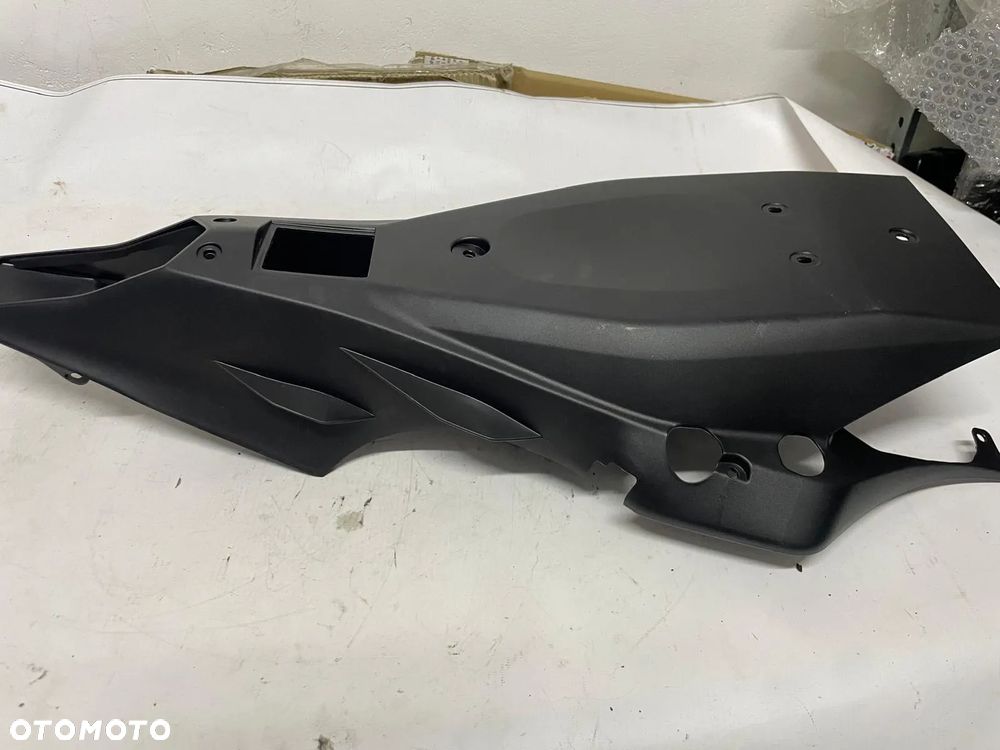 Owiewka Wypełnienie tył Yamaha R6 2019 (RJ27) - 3