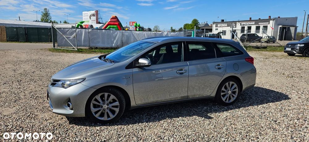 Toyota Auris 1.8 HSD Luna - 9