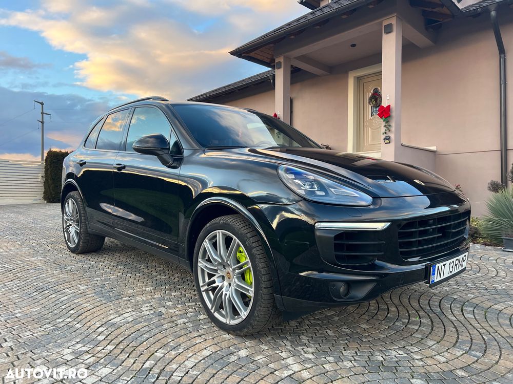 Porsche Cayenne S E-Hybrid Platinum Edition - 8