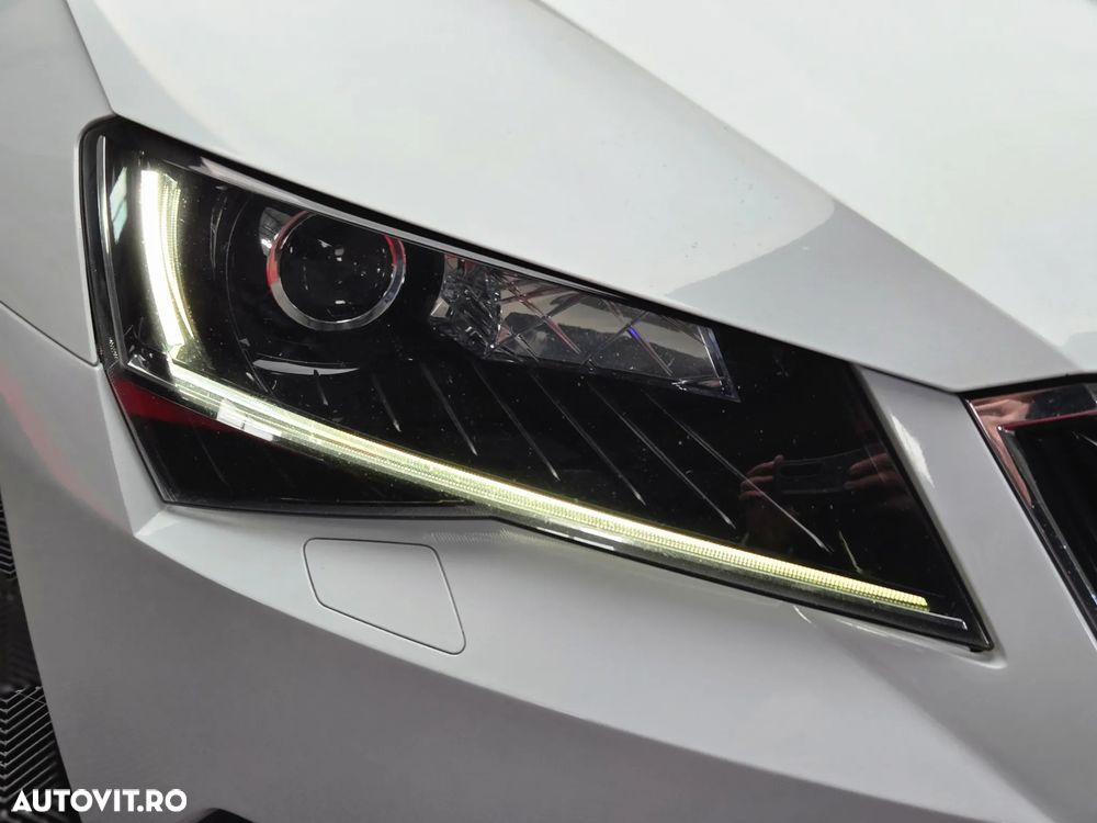 Skoda Superb 2.0 TDI DSG Style - 38