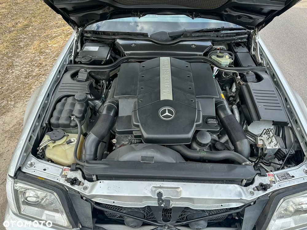Mercedes-Benz SL - 40