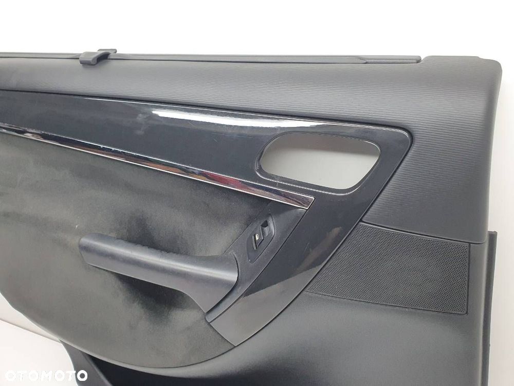 BOCZEK DRZWI TYŁ LEWY TAPICERKA CITROEN C4 GRAND PICASSO I - 2