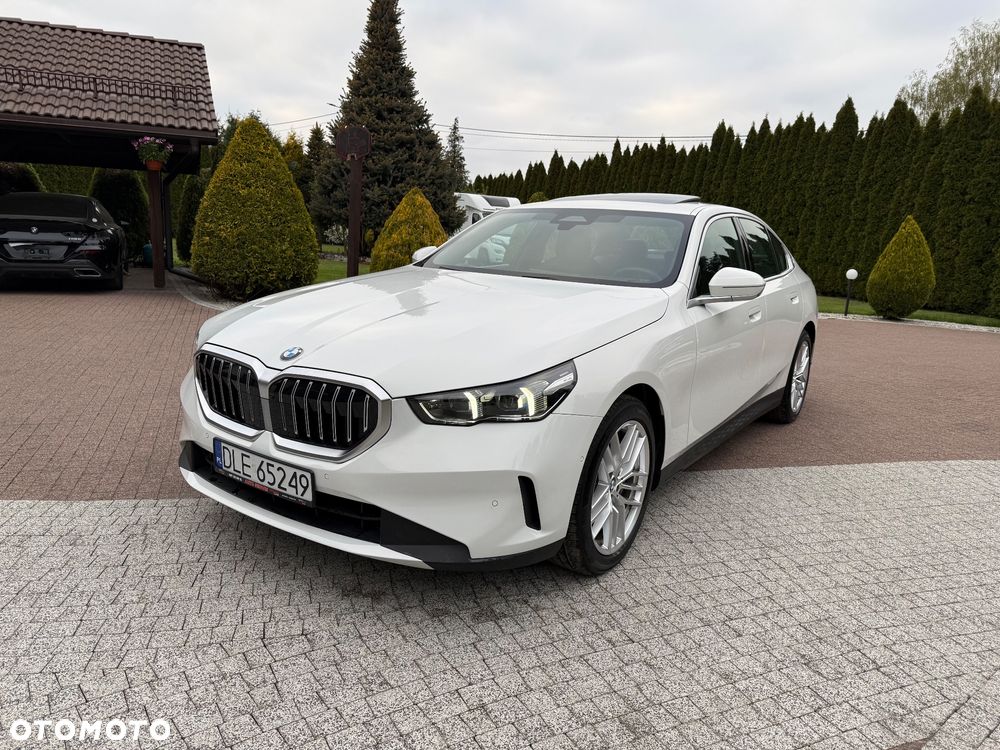 BMW Seria 5 530i xDrive - 1