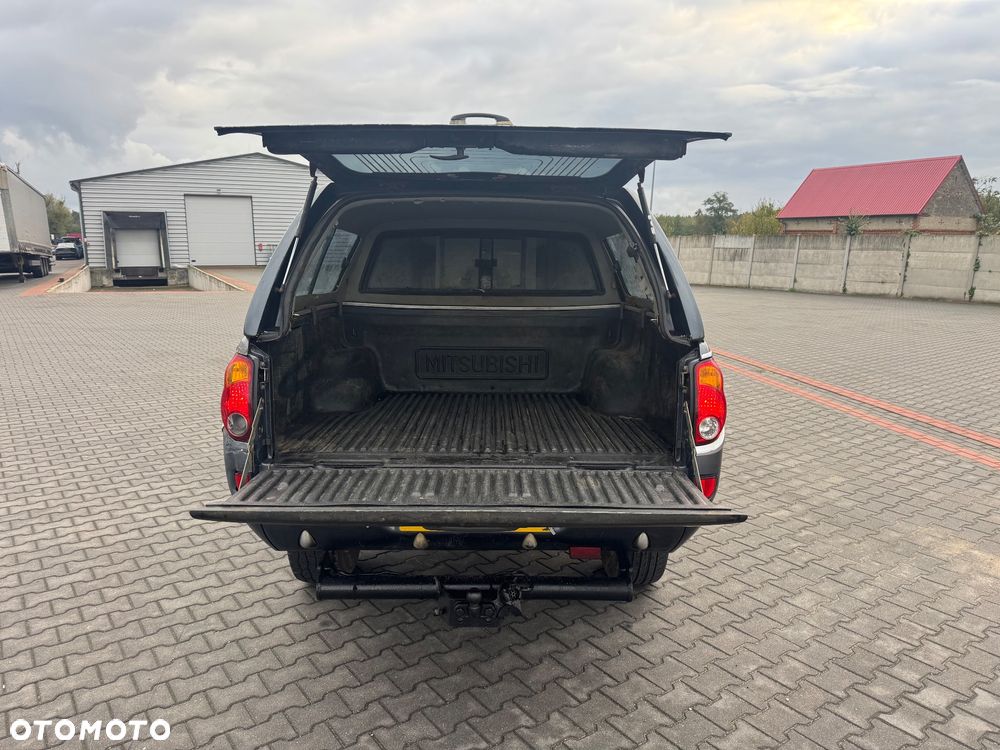 Mitsubishi L200 Pick Up 4x4 Intense Double Cab - 21