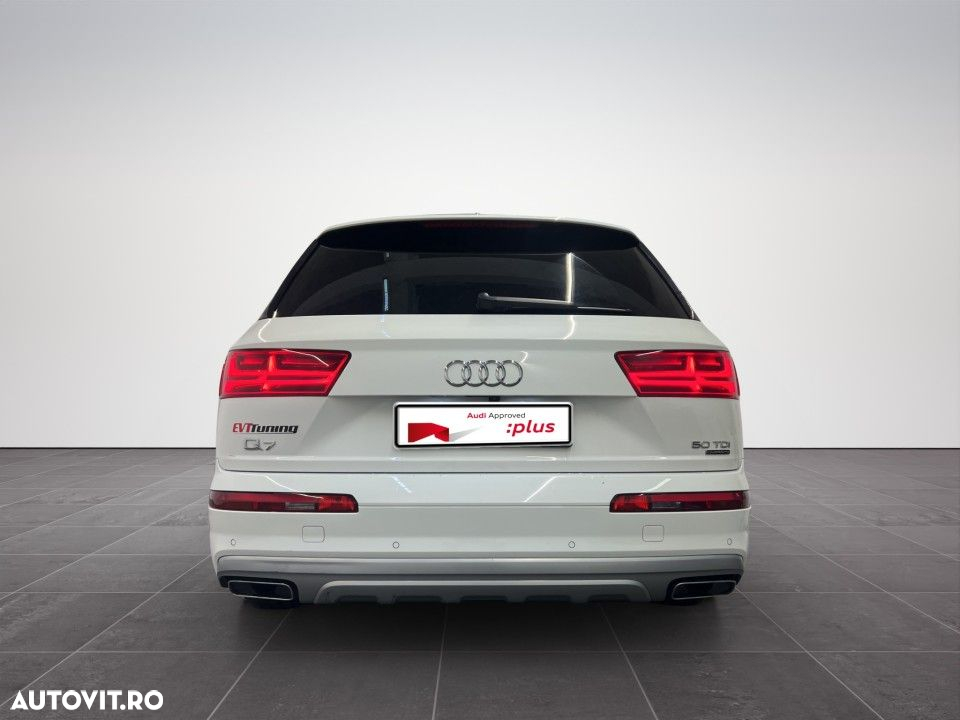 Audi Q7 - 3