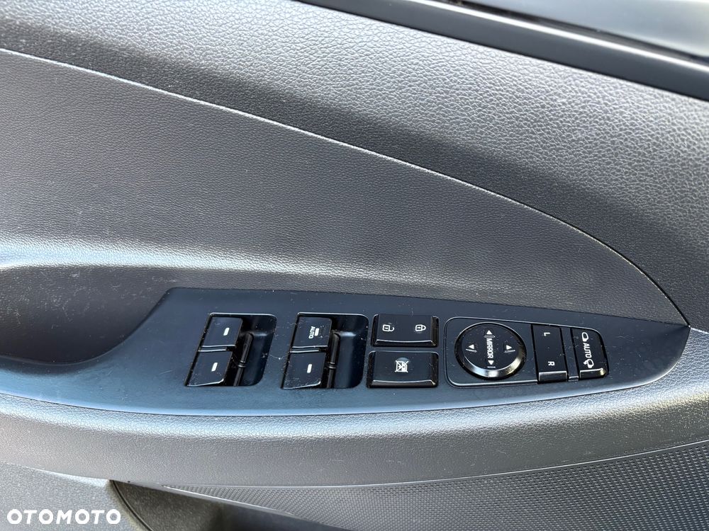 Hyundai Tucson 1.6 T-GDI Premium 4WD DCT - 24
