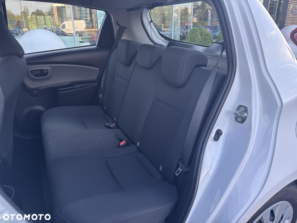 Toyota Yaris - 17