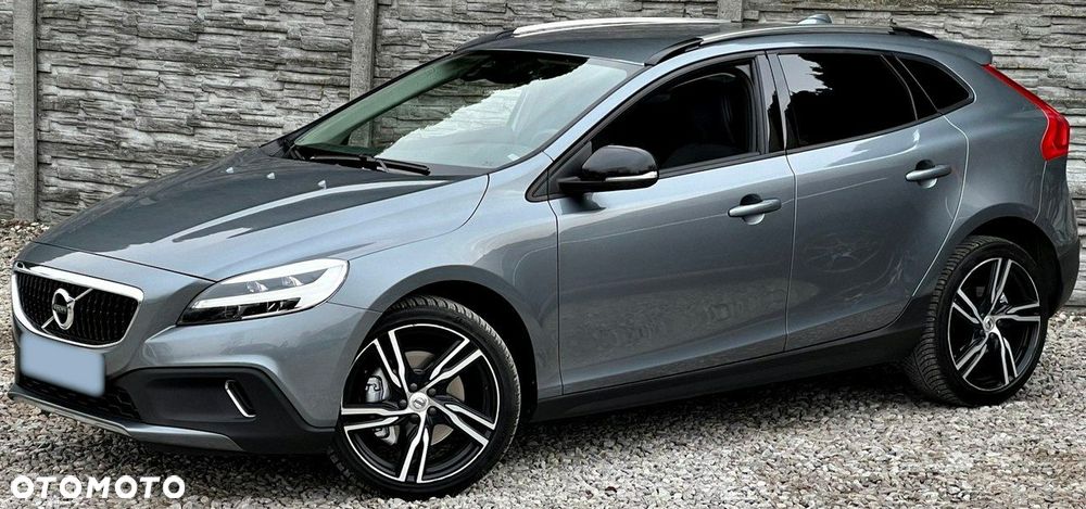Volvo V40 Cross Country - 14
