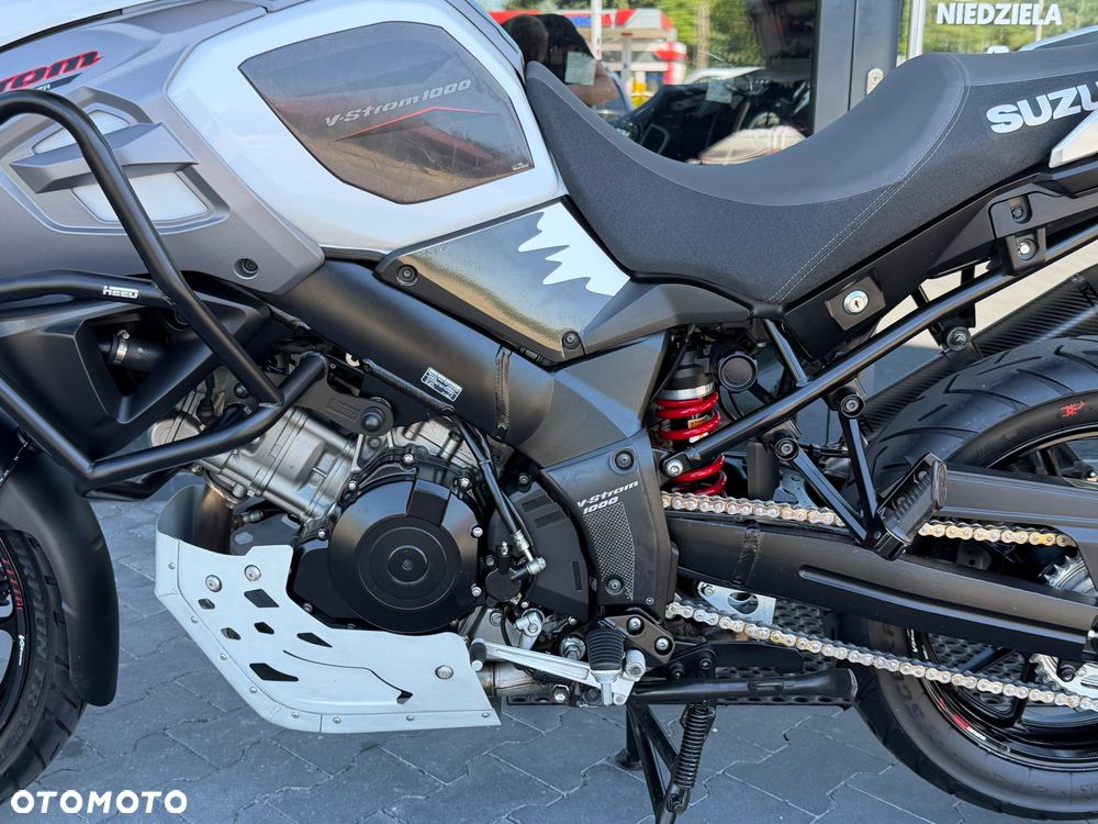 Suzuki V-STROM - 31