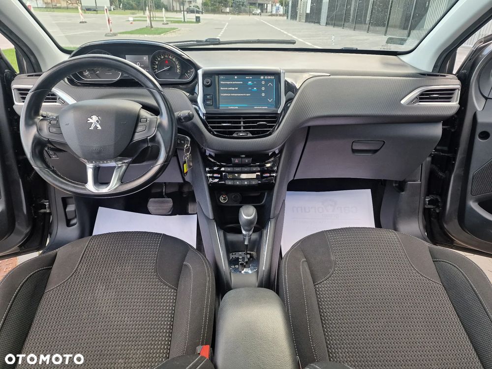 Peugeot 208 - 20