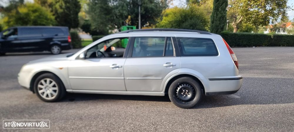 Ford Mondeo SW 2.0 TDdi Ghia - 4
