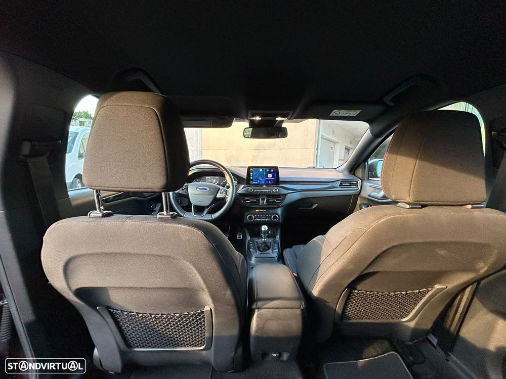 Ford Focus 1.5 EcoBoost Vignale - 11