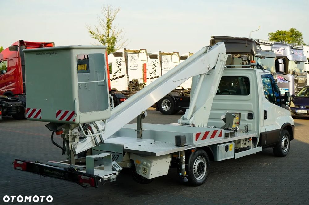 Iveco DAILY 35-140 / ZWYŻKA / PODNOŚNIK KOSZOWY MULTITEL  160 ALU   / 4 PODPORY / MANUAL / 2017 R - 14
