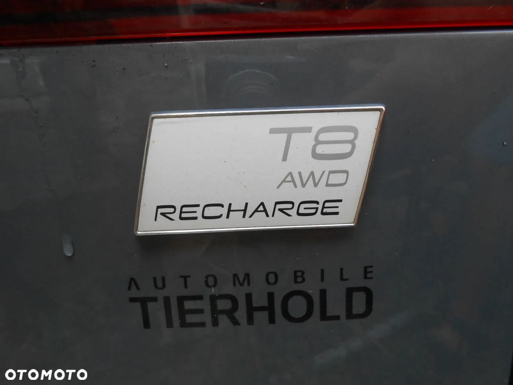 Volvo V60 T8 AWD Ultra Dark - 11