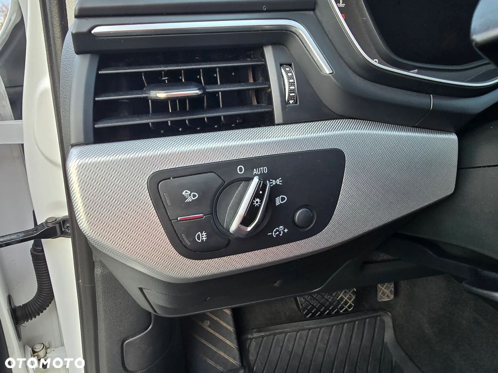 Audi A4 Avant 2.0 TDI DPF clean diesel quattro S tronic S line Sportpaket - 19