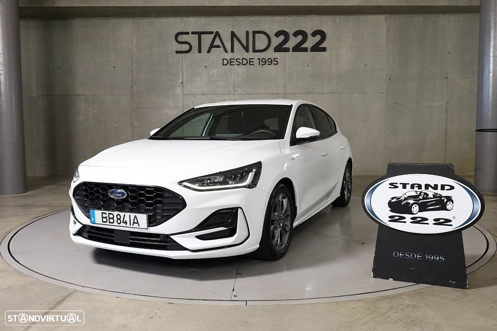 Ford Focus 1.0 EcoBoost MHEV ST-Line - 1