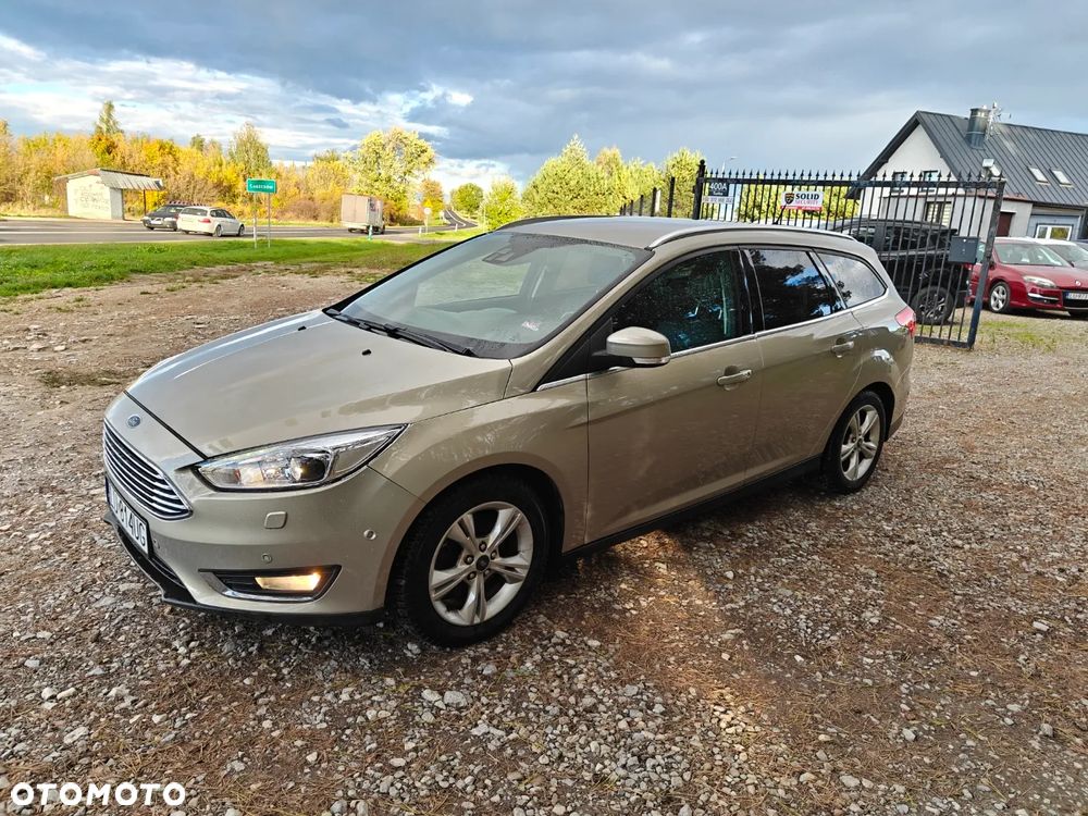Ford Focus Turnier 1.5 EcoBoost Start-Stopp-System Titanium - 2