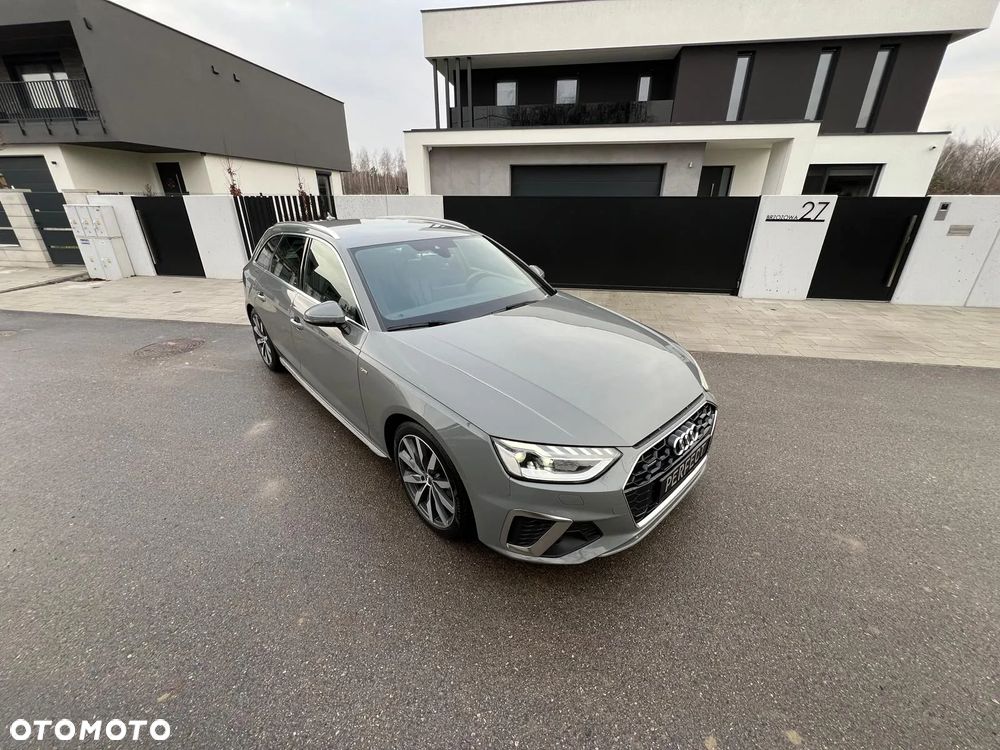 Audi A4 Avant 40 TDI quattro S tronic S line - 31