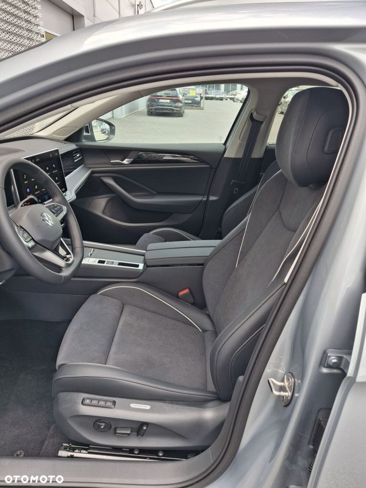 Volkswagen Passat Variant - 12