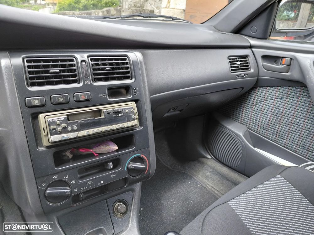 Toyota Carina - 9