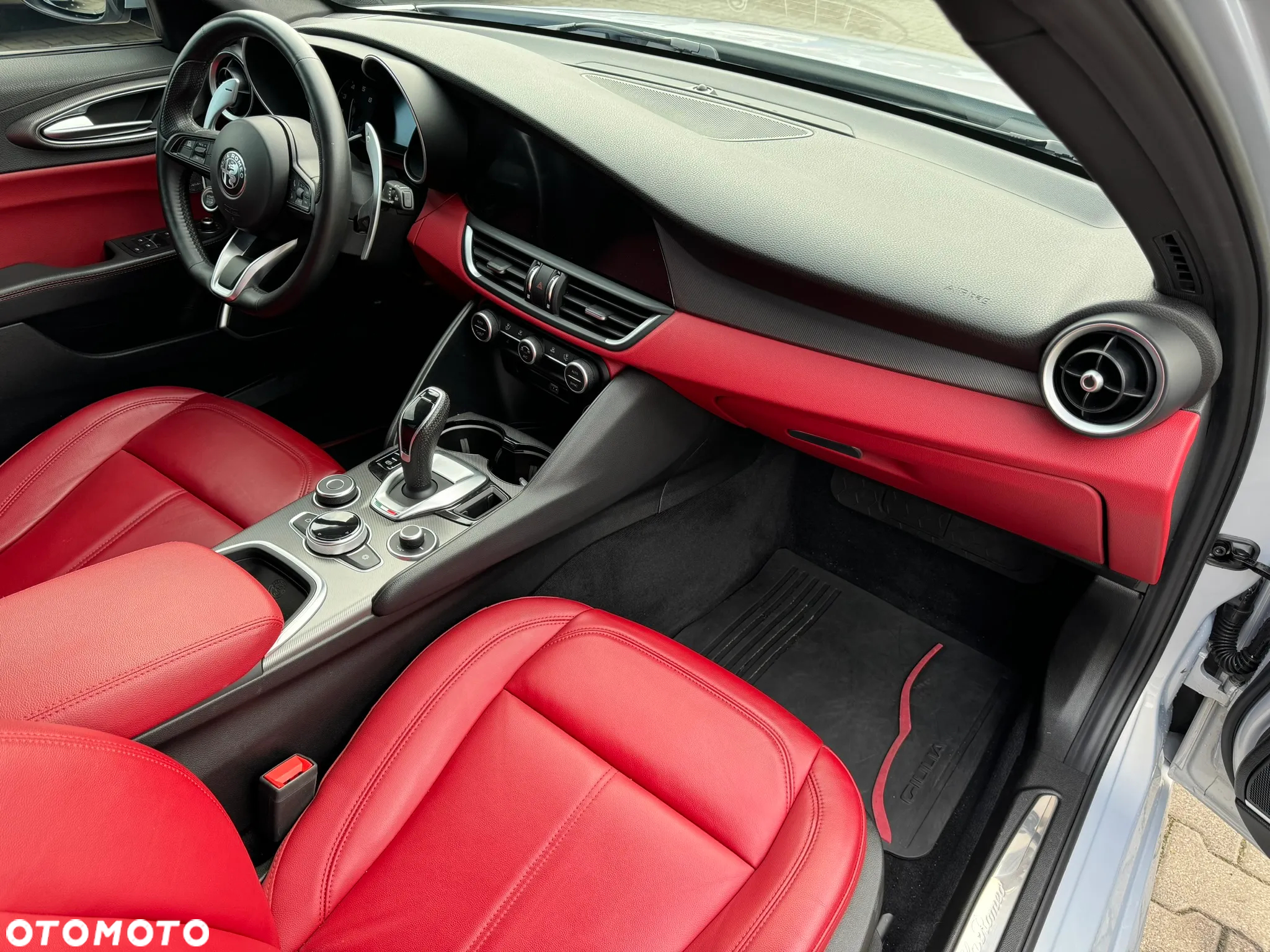 Alfa Romeo Giulia 2.0 Turbo 16V AT8 Veloce - 15