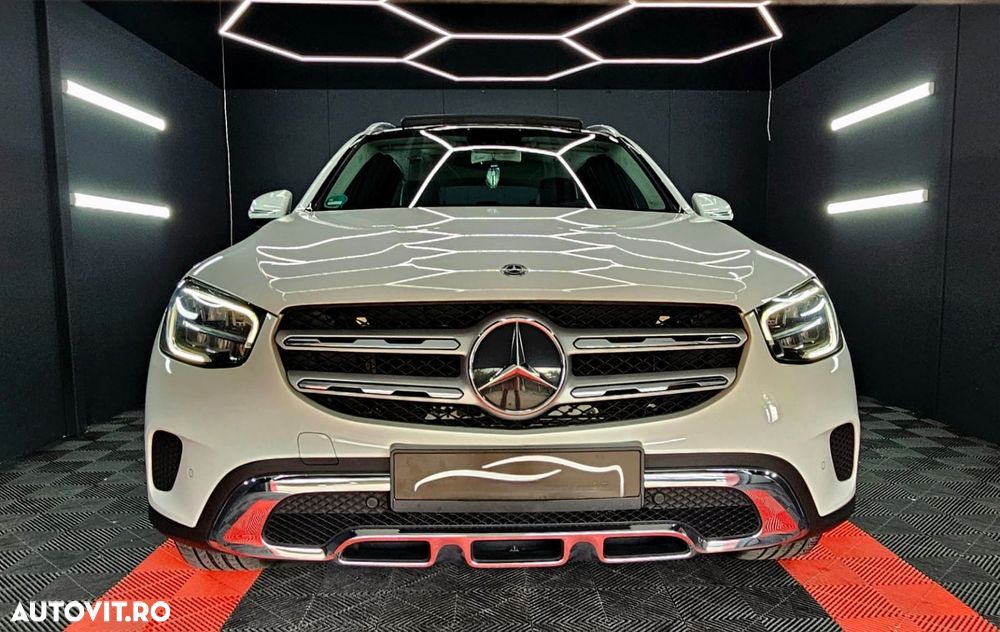 Mercedes-Benz GLC 200 4MATIC - 3