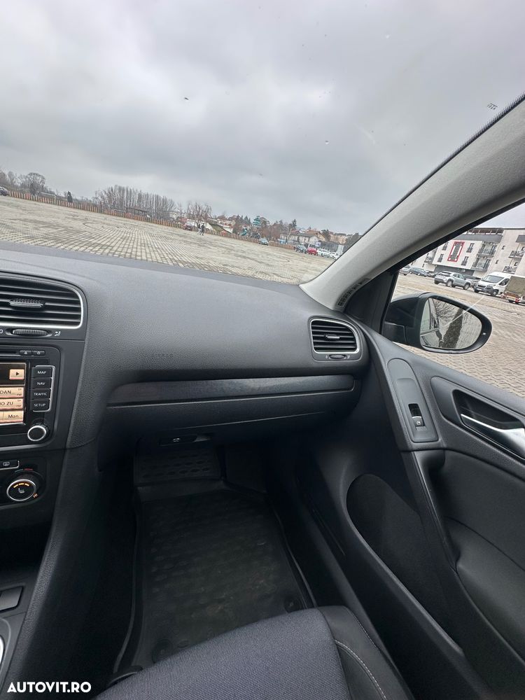 Volkswagen Golf 2.0 TDI DPF Style - 15