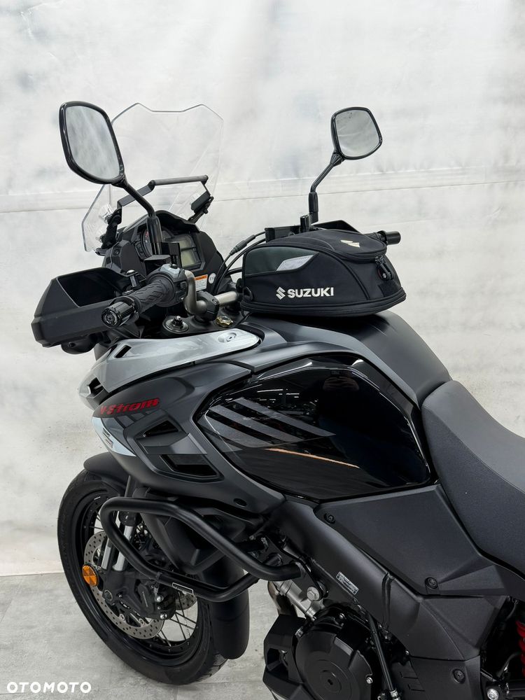 Suzuki V-STROM - 11