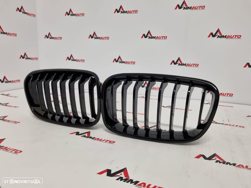 Grelhas Frontais BMW F20 F21 Preto Brilho - 3