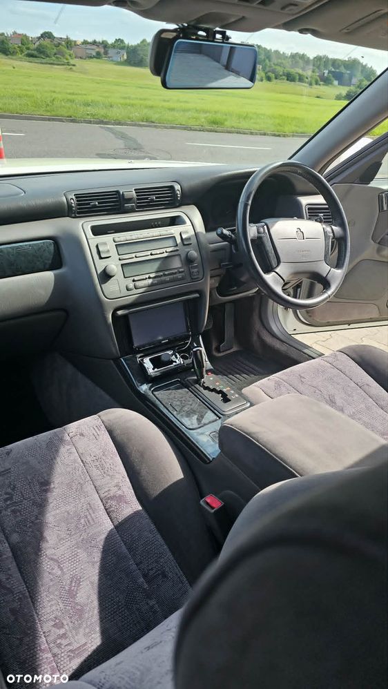 Toyota Crown - 14