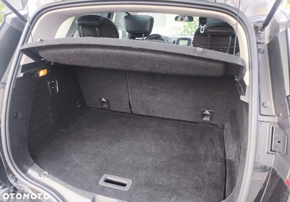 Renault Scenic - 2
