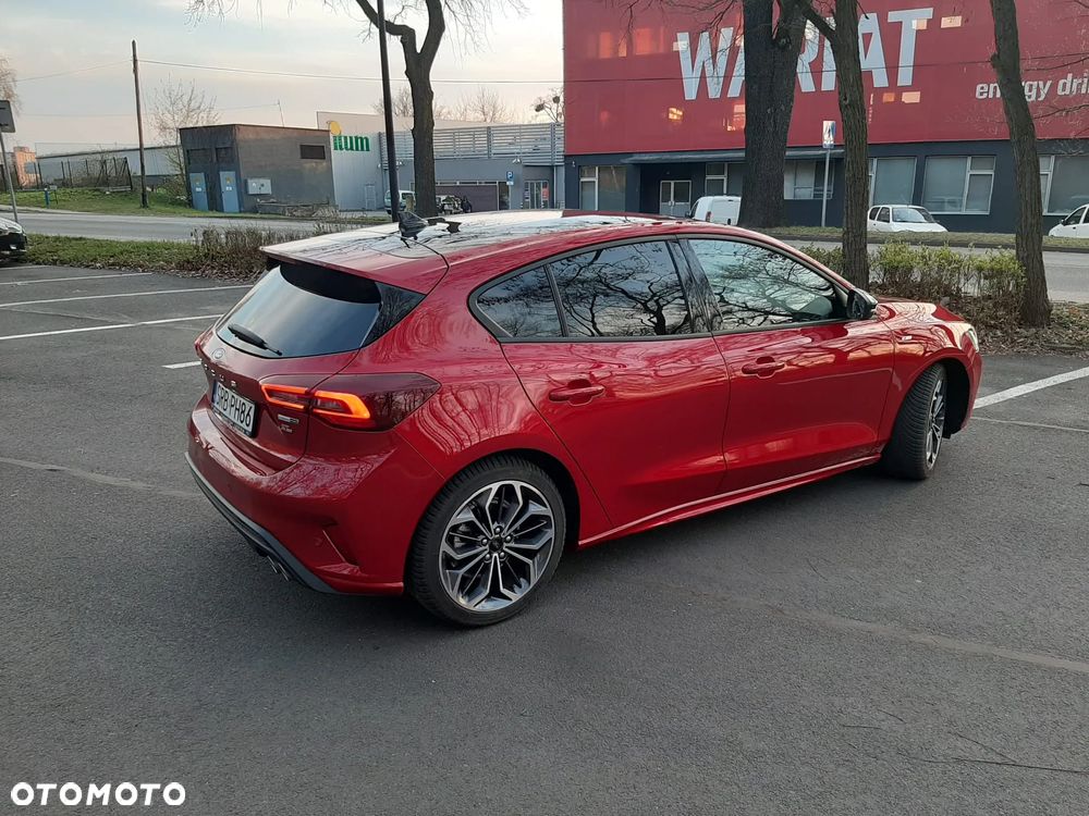 Ford Focus 1.0 EcoBoost mHEV ST-Line X - 5