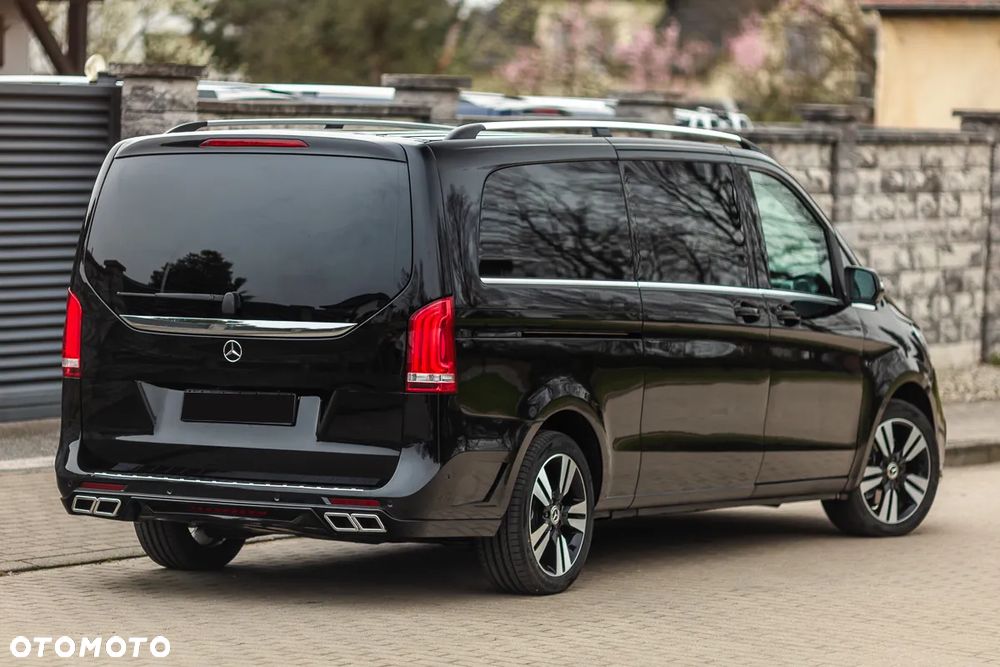Mercedes-Benz Klasa V 300 d extralang 4Matic 9G-TRONIC Avantgarde - 17
