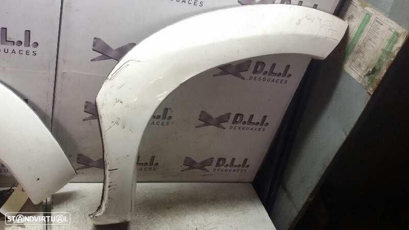 ARO DIREITO DA FRENTE TOYOTA HILUX KUN - 1